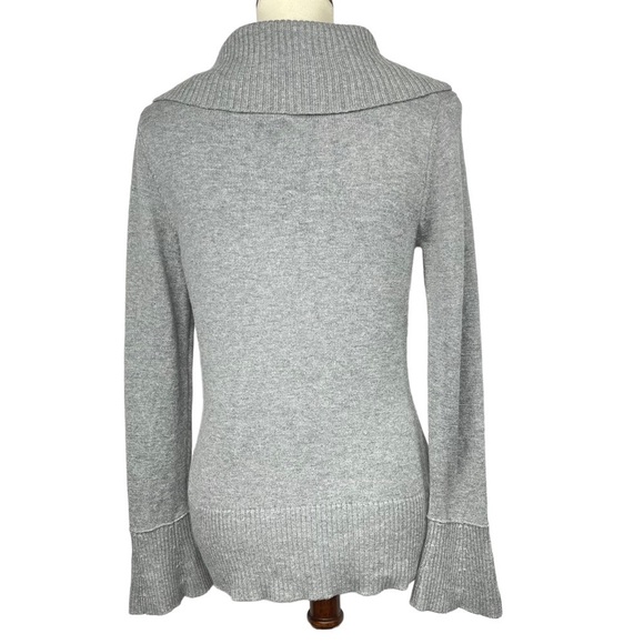 Chico’s Grey Cable Knit Cowl Neck Sweater Wool Cashmere Blend Size 0 Womens 4 - Picture 4 of 10